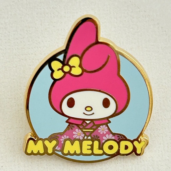 New Sanrio My Melody Friend of the Month Pin January 60th Anniversary Collection - Picture 6 of 7